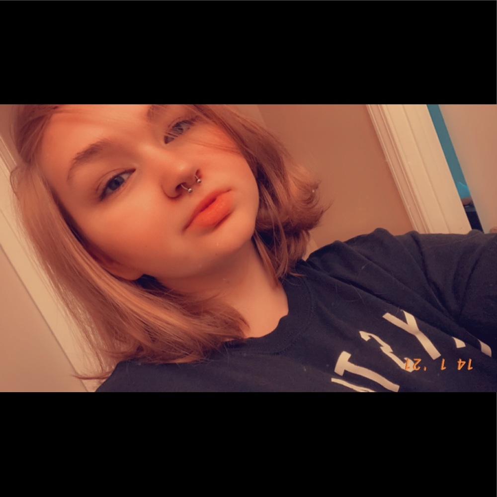 Meet your Posher, Suzi